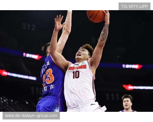 广东队更衣室文化曝光：赵睿一语道破关键，cba广东队赵睿集锦视频